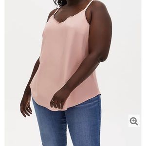 🎉 Sale🎉 Torrid Plus PEACH CHALLIS LACE TRIM CAMI